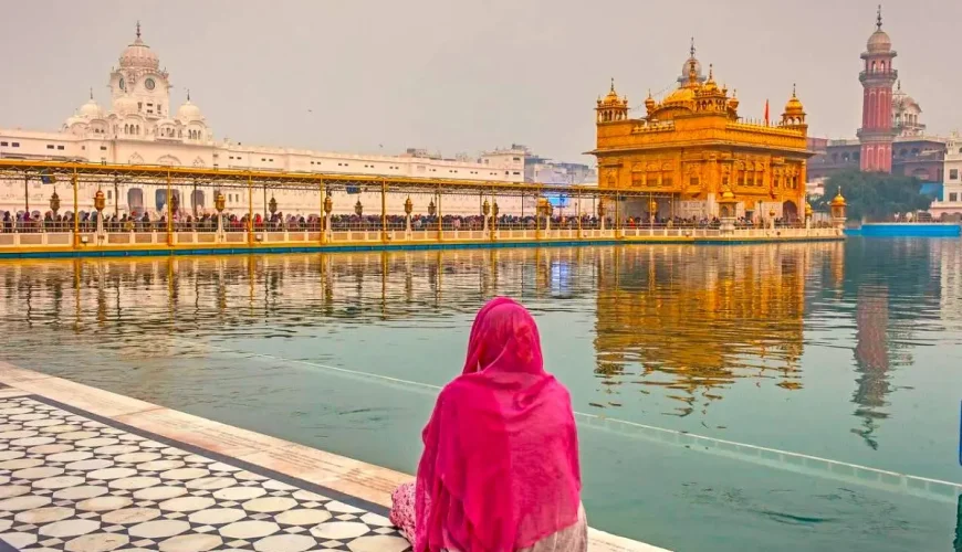 A Spiritual Journey: Exploring India’s Holiest Sites 🕉️ “Sacred India: A Pilgrim’s Guide to the Holiest Places”