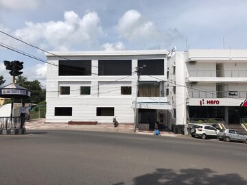 The Pearl Hotel or similar